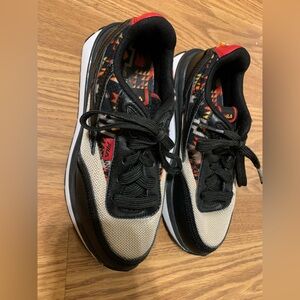 Fila Renno Sneakers , size 2